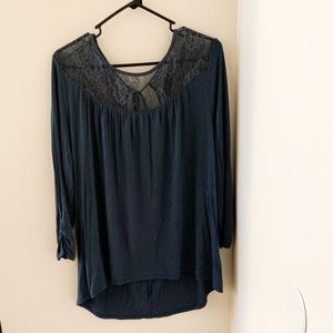 Lacey Women’s Top